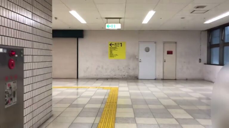 東京駅構内の花屋ガイド
